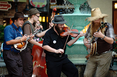 Gatlinburg Tunes 'n Tales